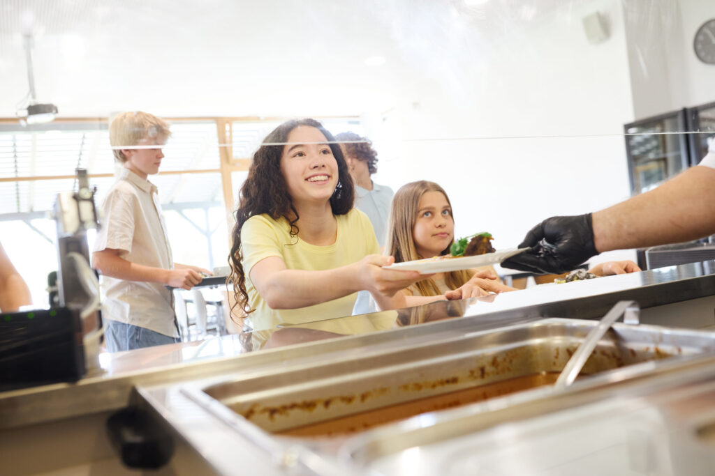 300 students served in under 22 minutes.